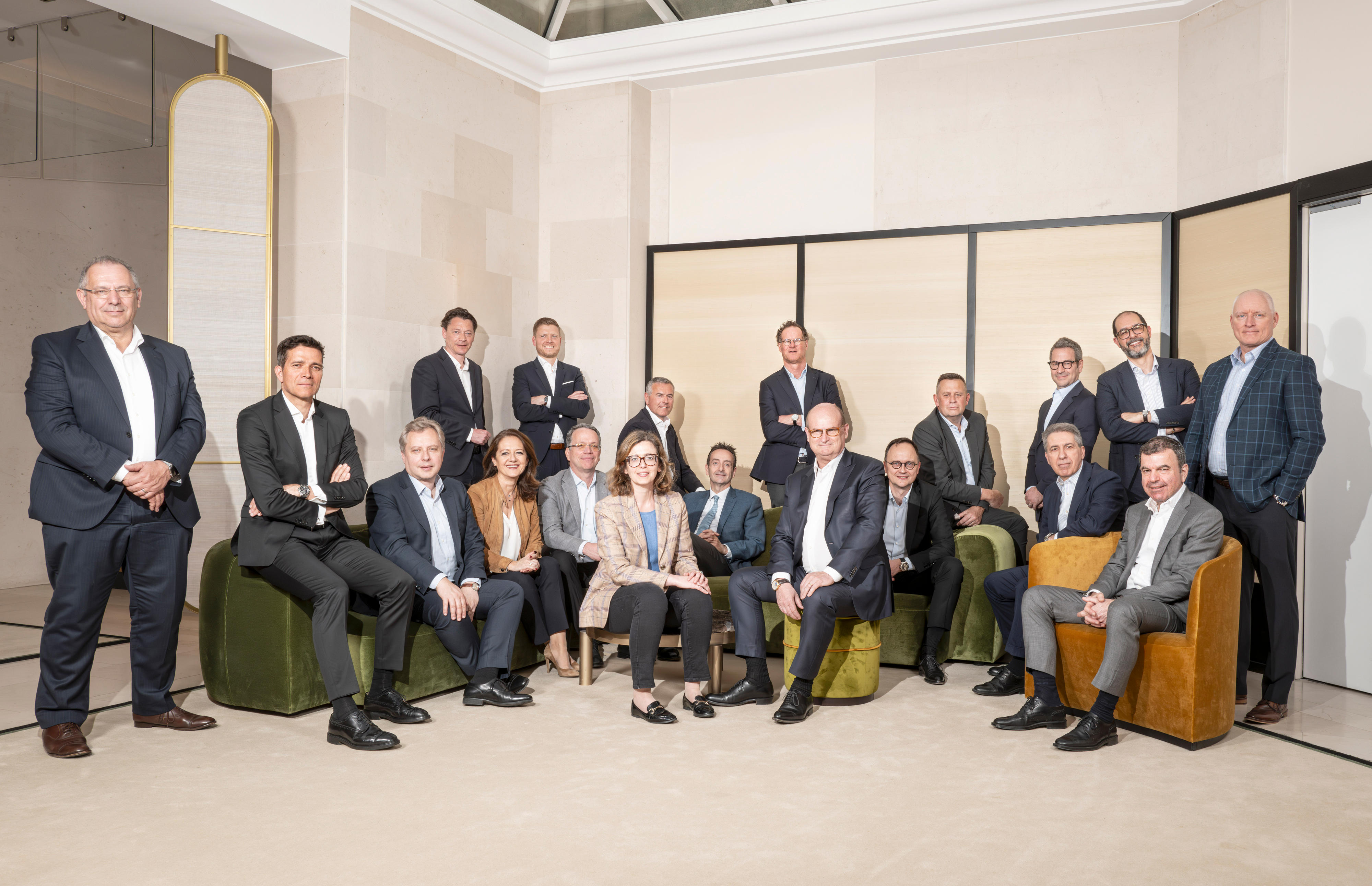 sec-group-picture sec-group-picture
