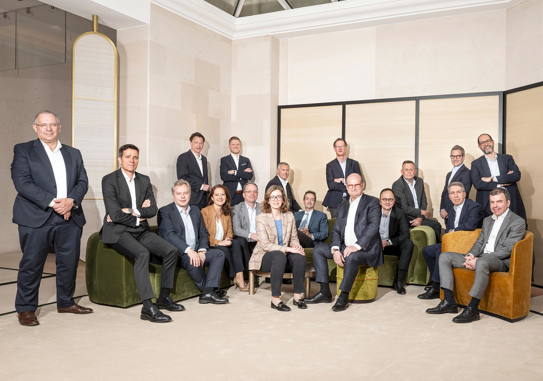 sec-group-picture sec-group-picture